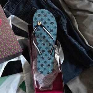 Tory Burch size 9 never worn flip flops